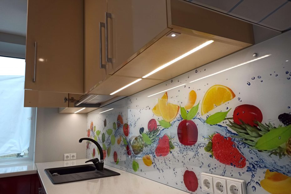 LED apgaismojums virtuvei